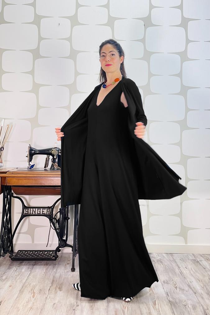 OUTFIT con Tuta Elysuite sartoriale nera e Cardigan Take sartoriale nera